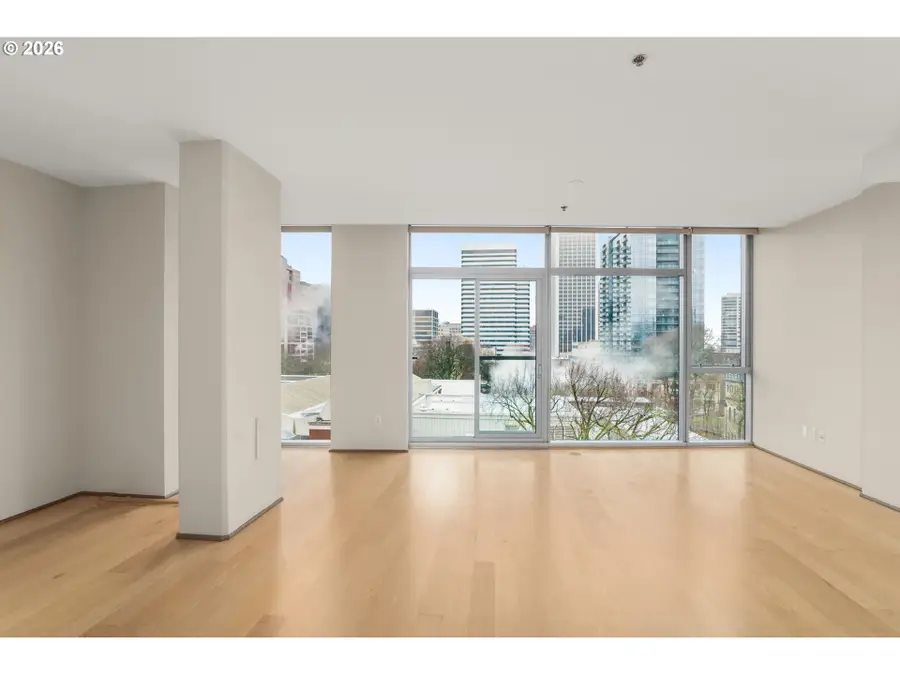 1221 SW 10th Ave #702, Portland, OR 97205 - Image #3