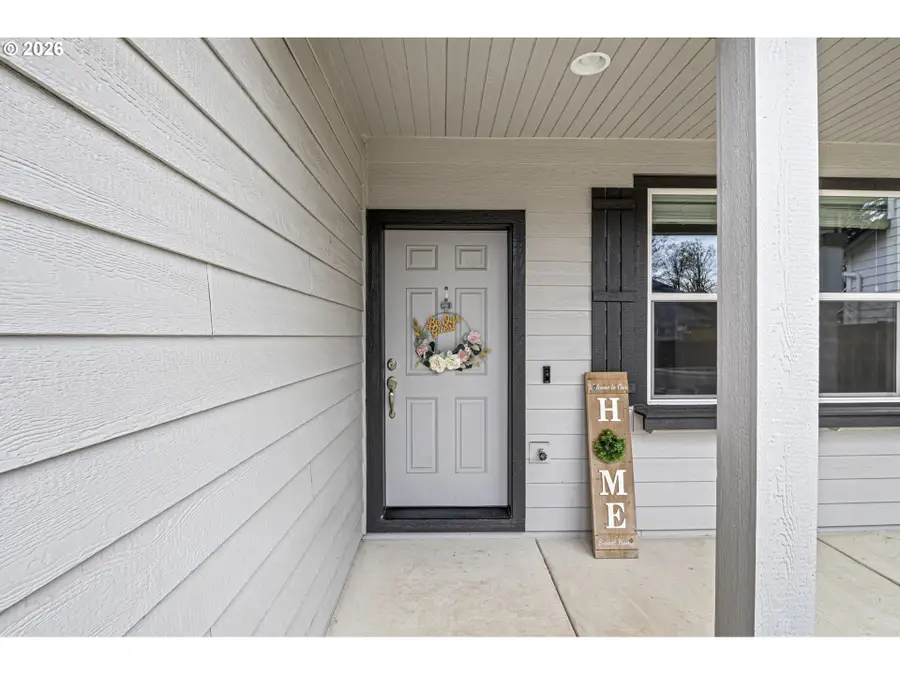 5290 Squirrel St, Springfield, OR 97478 - #3