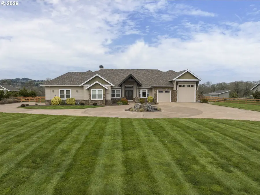 2455 SW West Wind Dr, McMinnville, OR 97128 - #2