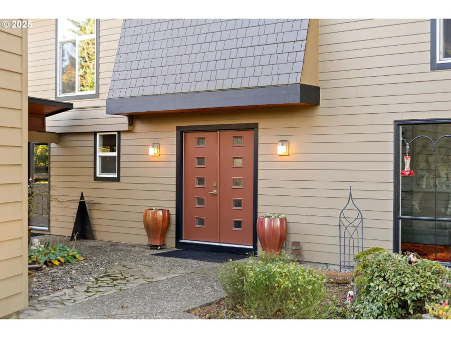 5544 SW Wilbard St, Portland, OR 97219 - Image #2