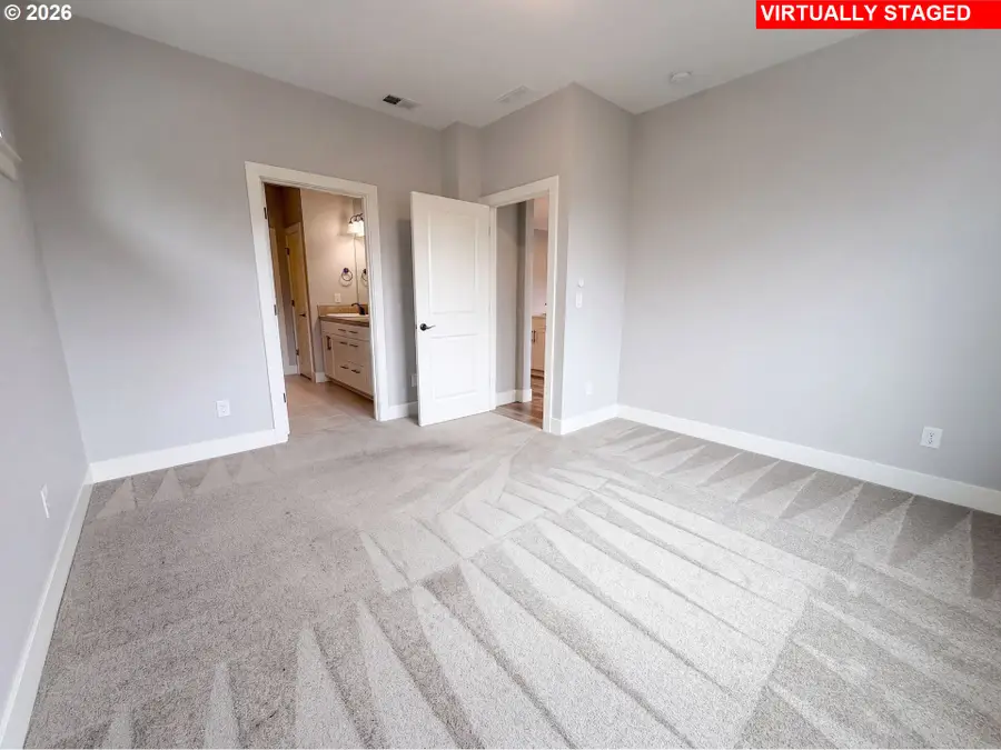 614 SW 49th Dr, Gresham, OR 97080 - #3