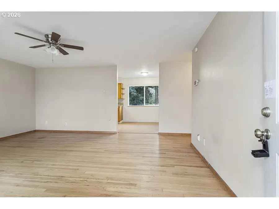 1148 18th Ave, Longview, WA 98632 - Image #2