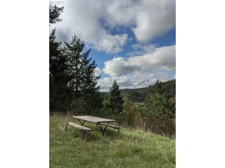 1105 Sunshine Rd, Roseburg, OR 97470 - Image #3