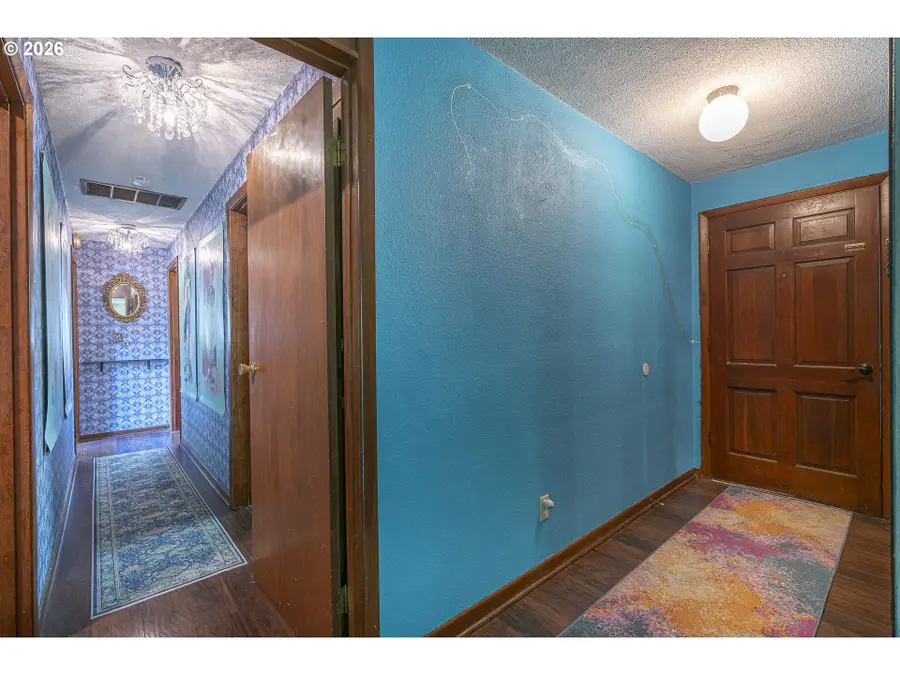 784 Dalke St E, Monmouth, OR 97361 - #3
