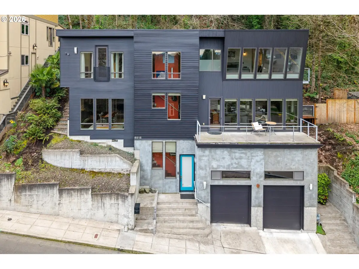 6515 S Corbett Ave, Portland, OR 97239 - #1