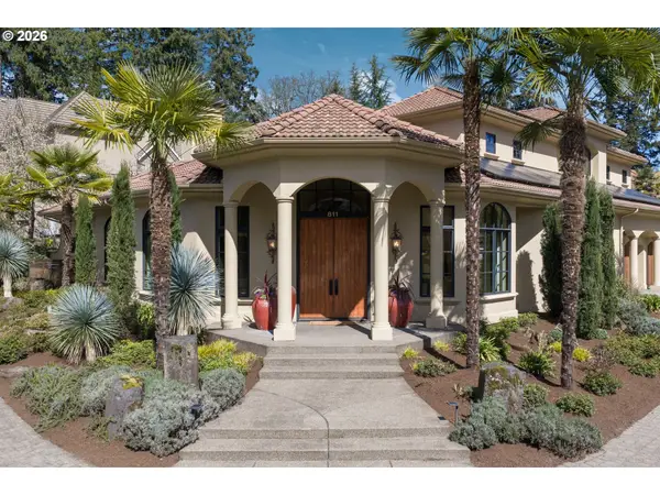 811 NE Brennan Ln, Hillsboro, OR 97124