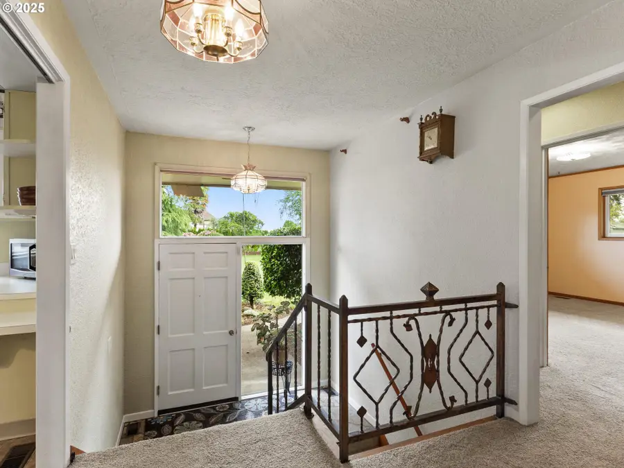 11946 SE Boyer Rd, McMinnville, OR 97128 - Image #3