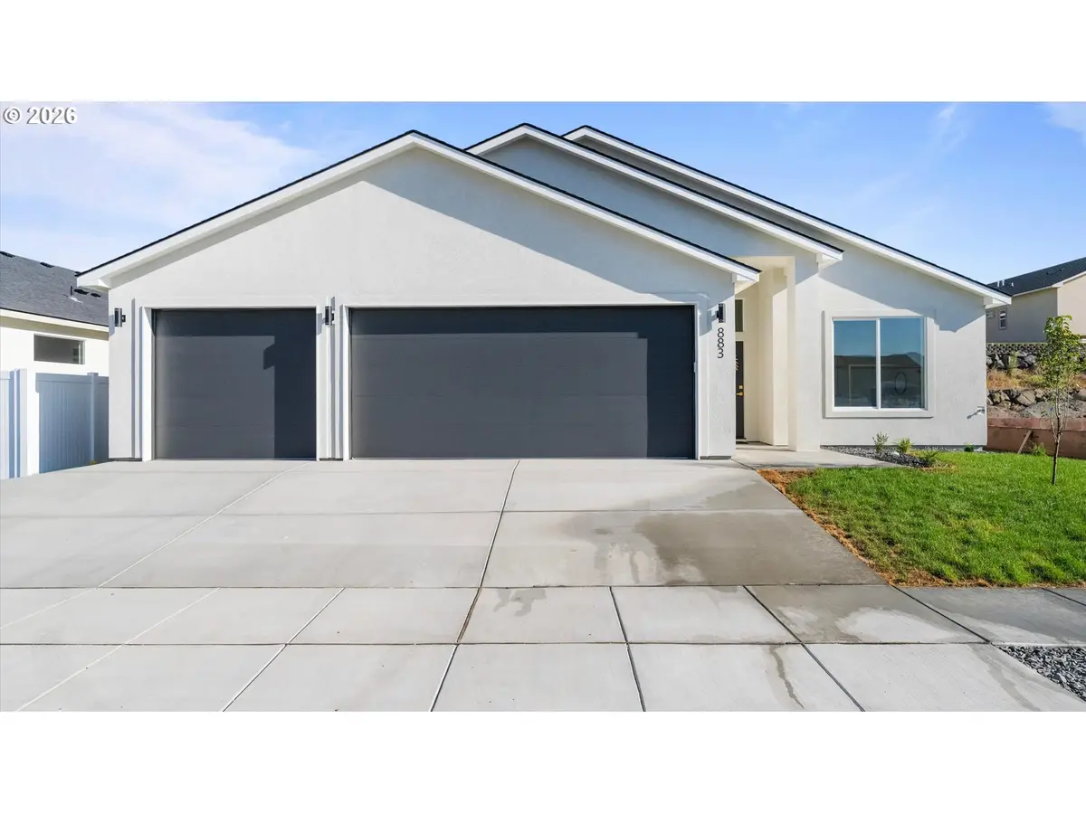 883 E Montana, Hermiston, OR 97838 - #1