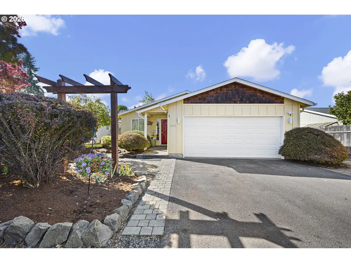 2092 Four Oak Grange Rd, Eugene, OR 97405 - #1