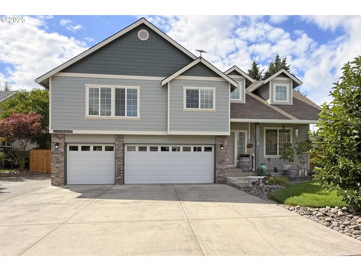 2036 NW Woodland Dr, McMinnville, OR 97128 - #1