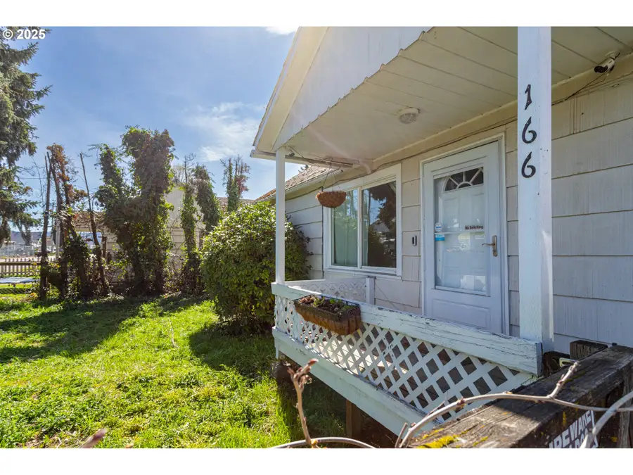 166 Iowa St, Eugene, OR 97402 - Image #3
