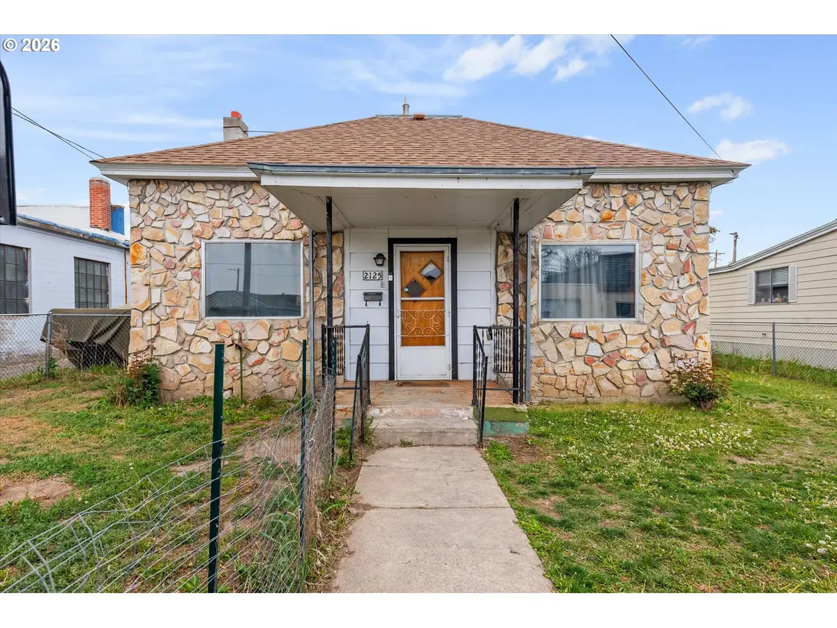 2125 8th St, Baker City, OR 97814 - #1
