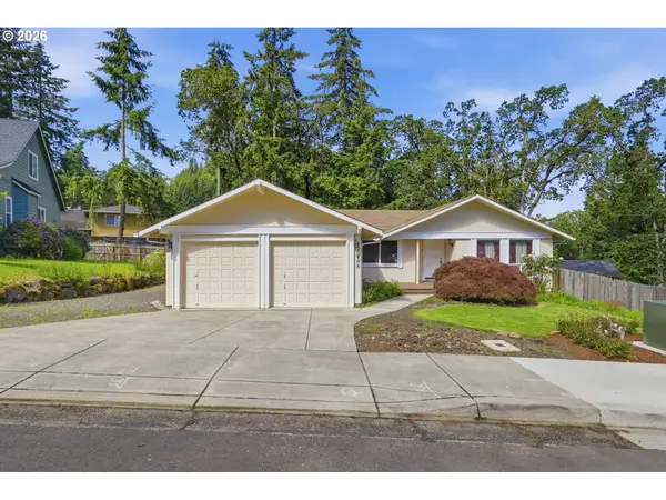 488 Cascade Dr, Springfield, OR 97478