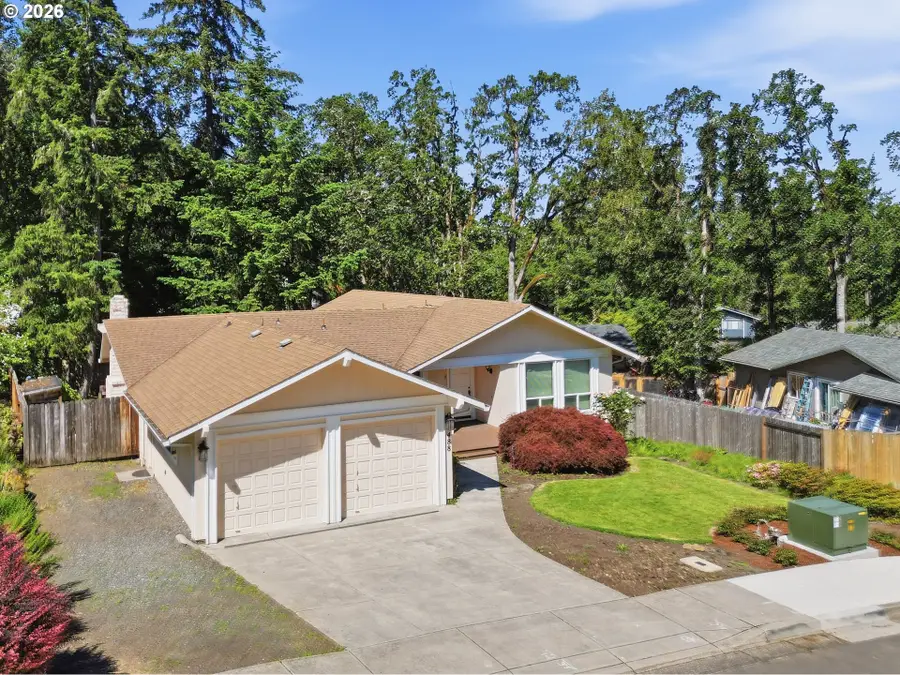 488 Cascade Dr, Springfield, OR 97478 - #2