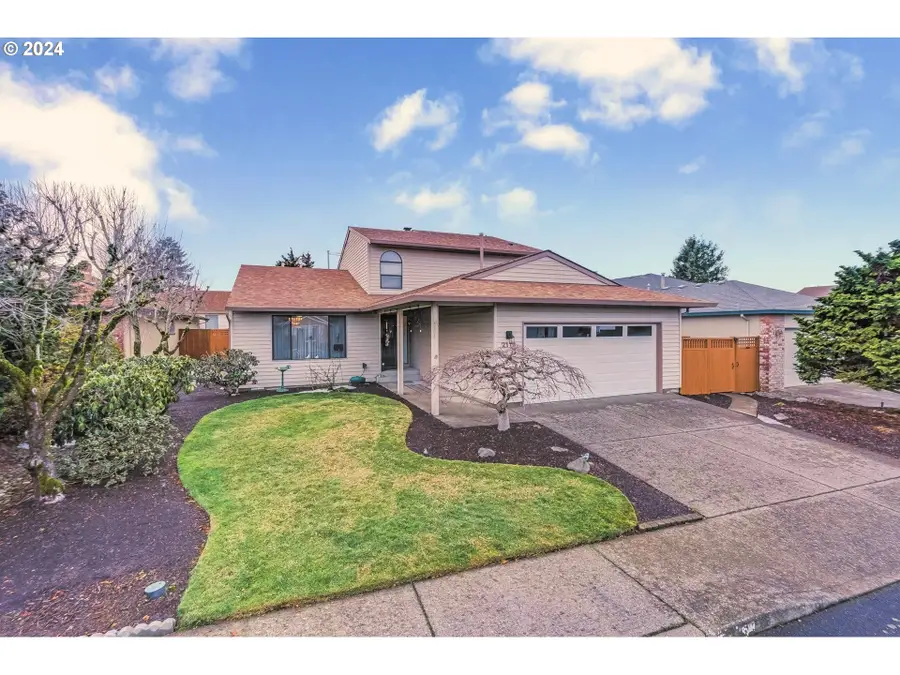 2119 NE 158th Ave, Portland, OR 97230 - #2