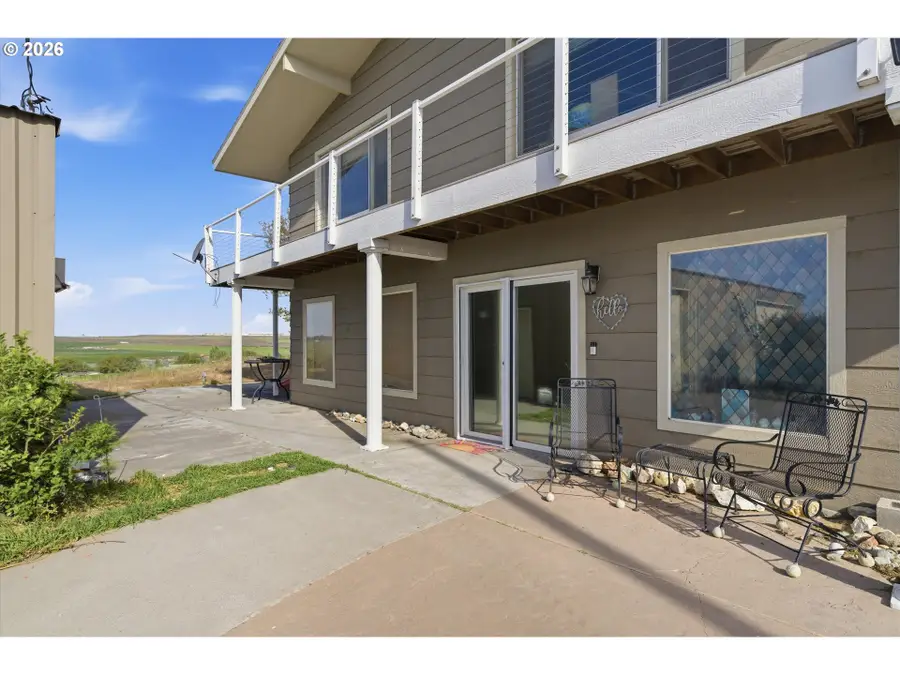 30335 Joy Ln, Hermiston, OR 97838 - #3