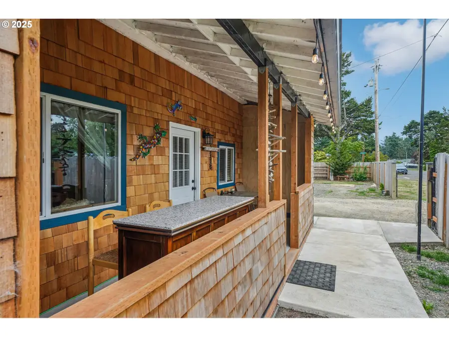 22604 S Pl, Long Beach North Beach Peninsula, WA 98640 - Image #2