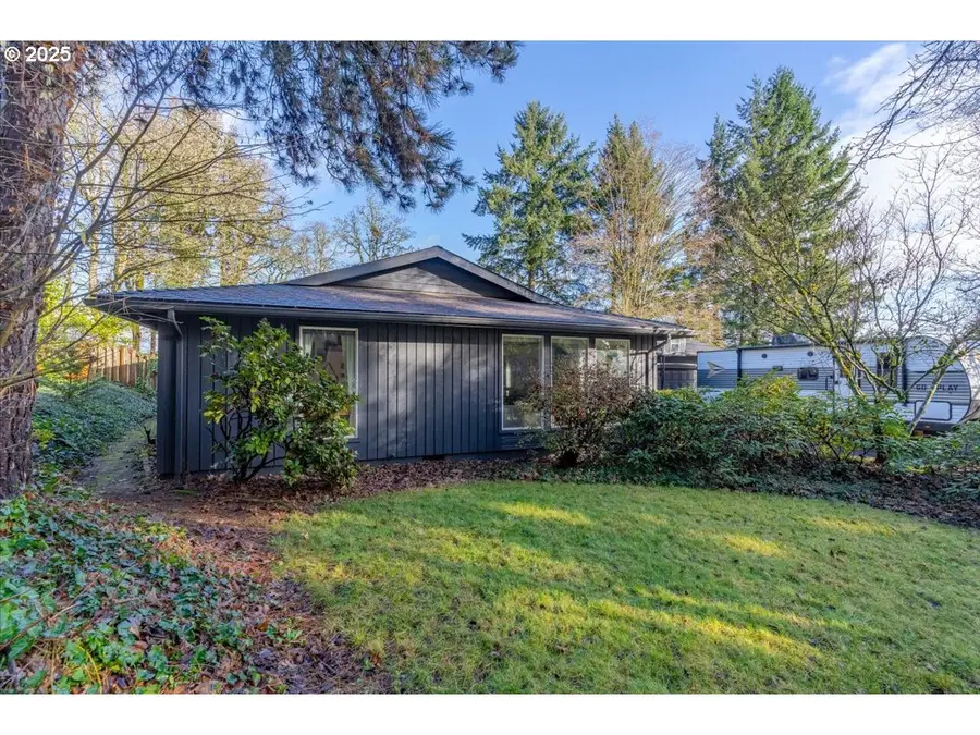 1855 Pilgrim St, Salem, OR 97302 - Image #2