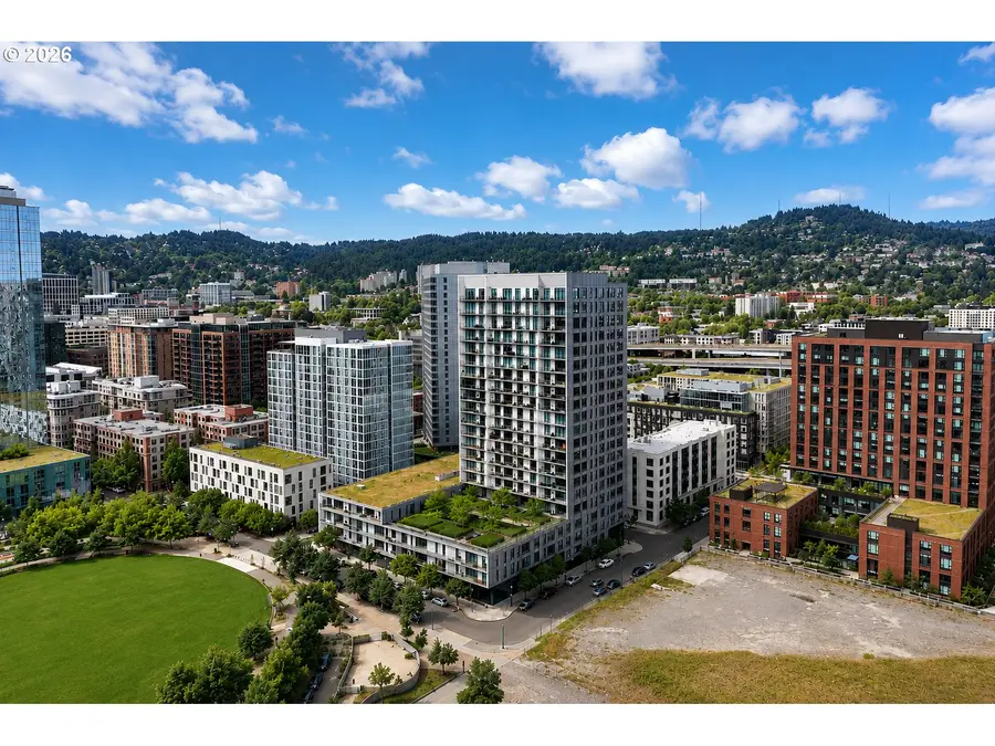 1150 NW Quimby St #204, Portland, OR 97209 - #2
