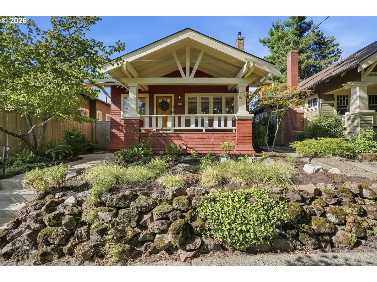 4511 SE Clay St, Portland, OR 97215 - #1