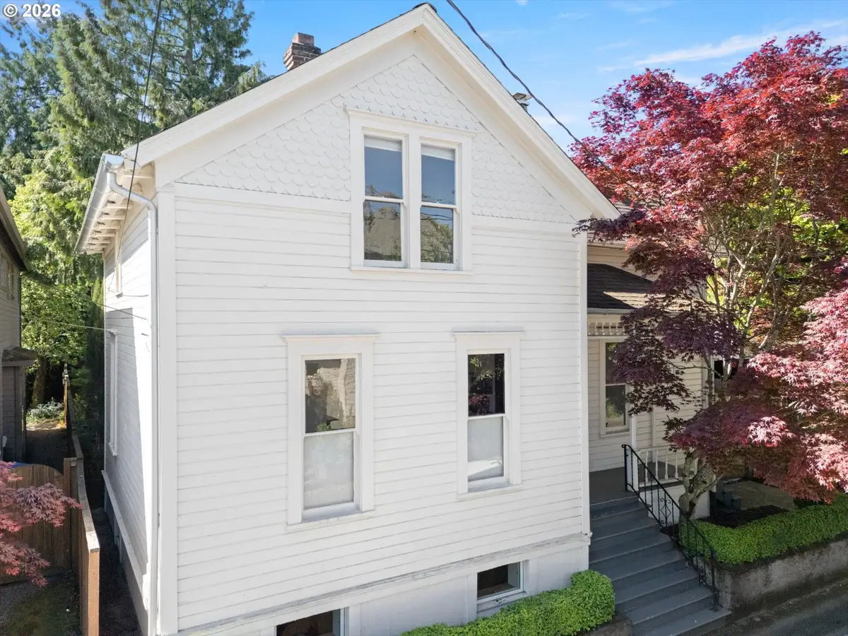 1516 SE Pershing St, Portland, OR 97202 - #1