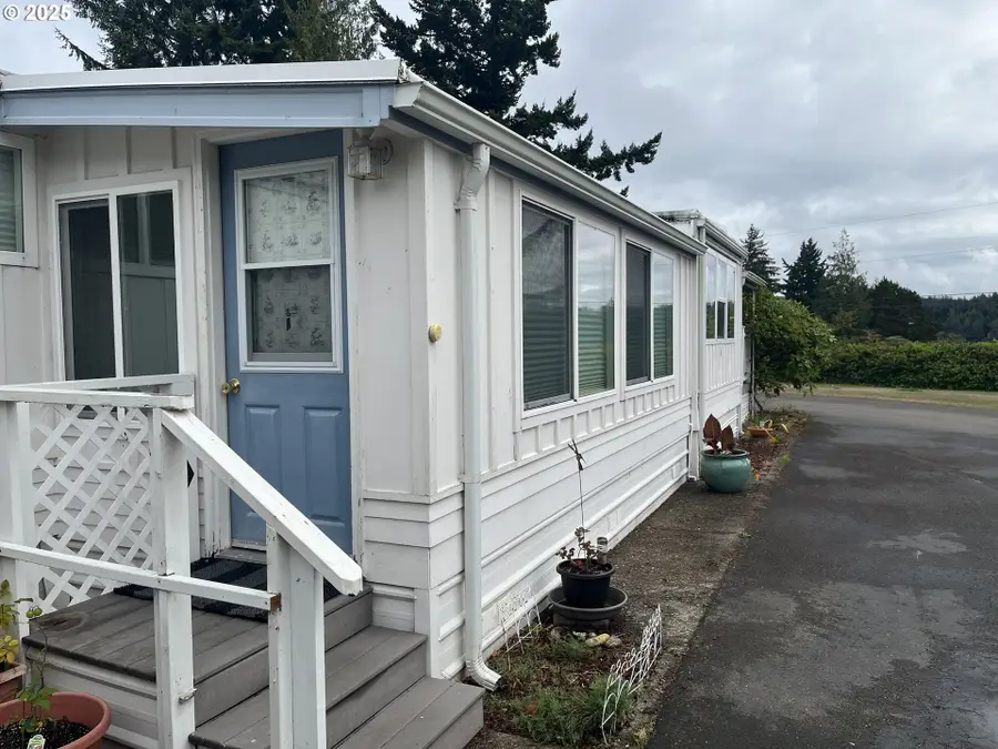 83763 Highway 101 #14, Florence, OR 97439 - Image #2