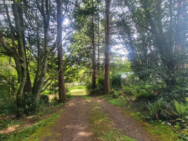 Jackson St, PortOrford, OR 97465