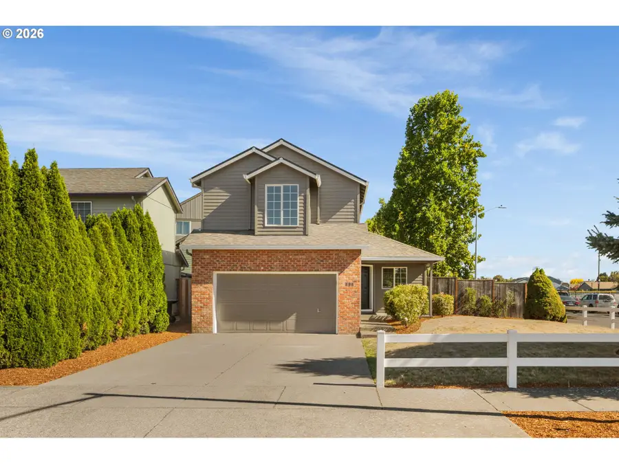 896 SE 74th Ave, Hillsboro, OR 97123 - #3