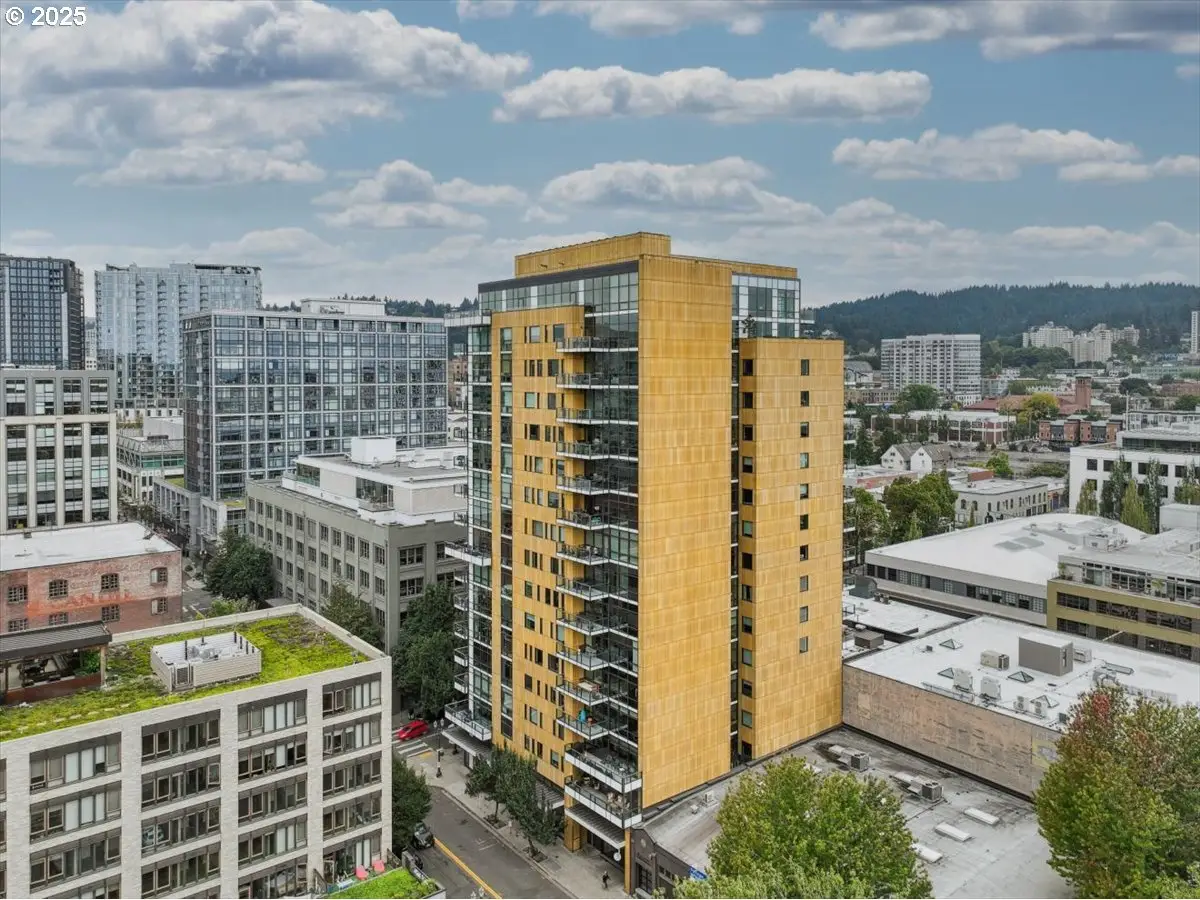 311 NW 12th Ave #704, Portland, OR 97209 - Image #1