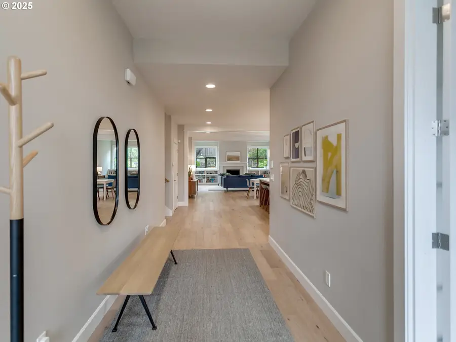 4057 Heron Dr, Northwest Clackamas, OR 97068 - Image #3