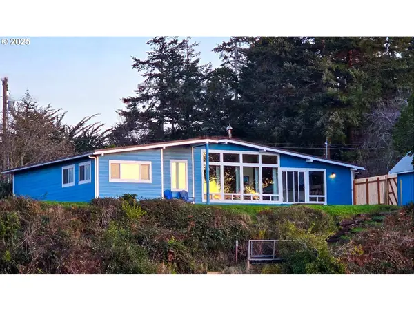 654 Madrona Ave, PortOrford, OR 97465