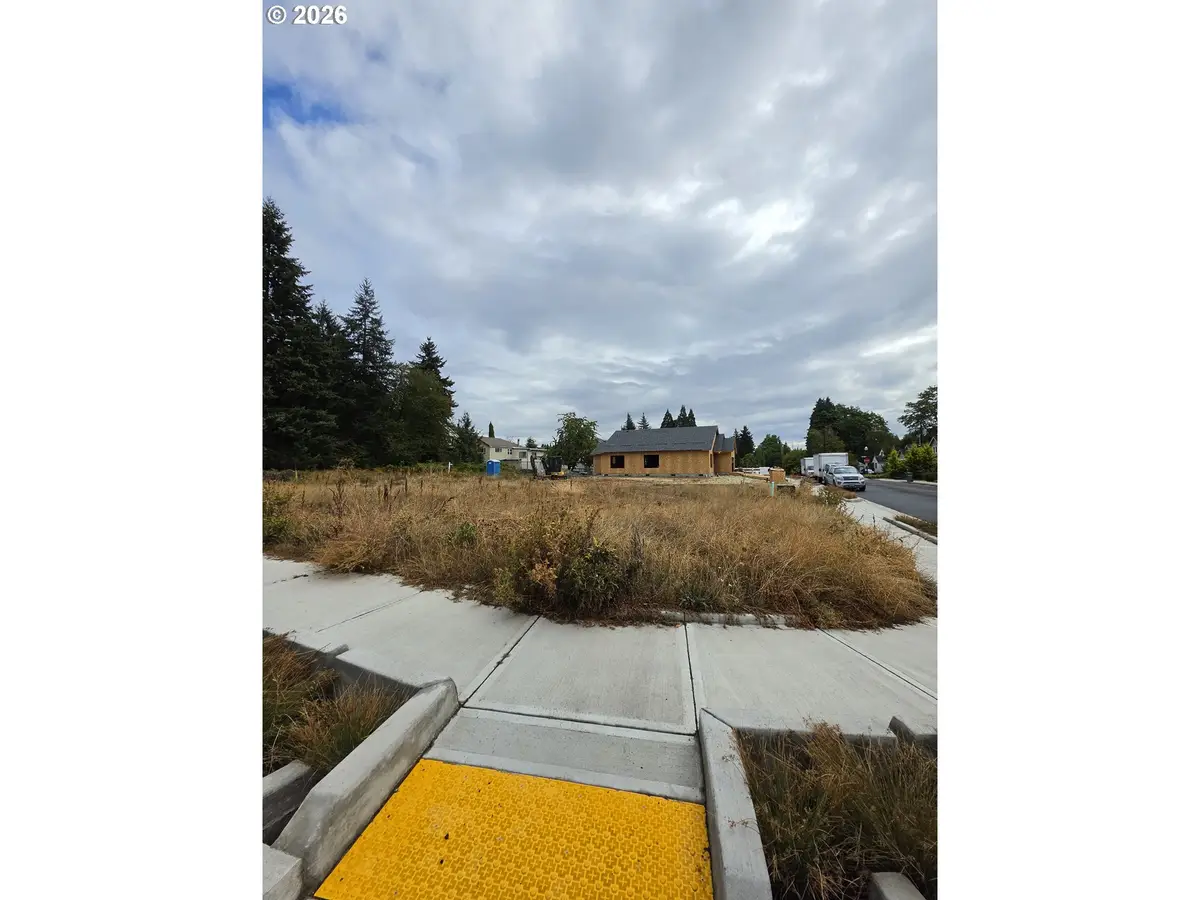 4900 NE 41st St, Vancouver, WA 98661 - #1