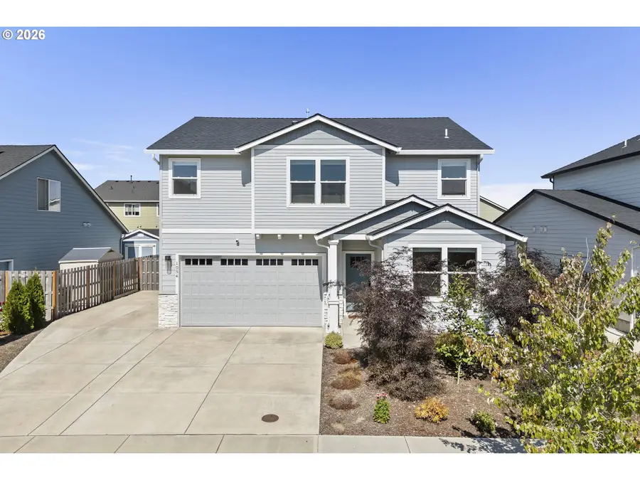 1054 Hickory St, Independence, OR 97351 - #2