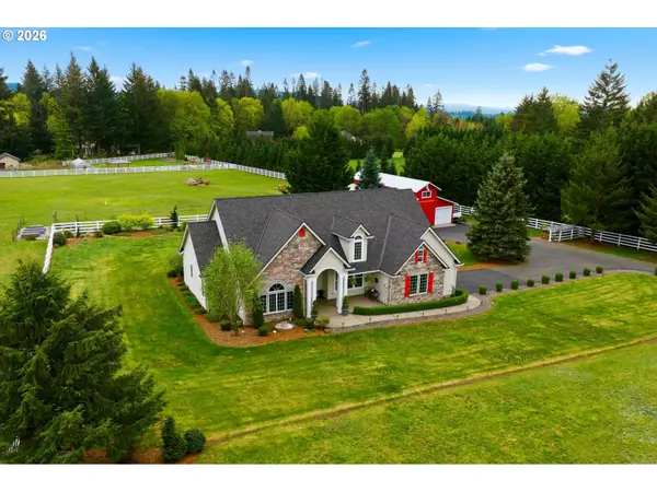 38901 NE 25th St, Washougal, WA 98671