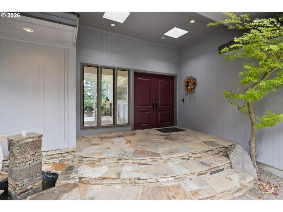 26 Monticello Dr, Lake Oswego, OR 97035 - #2