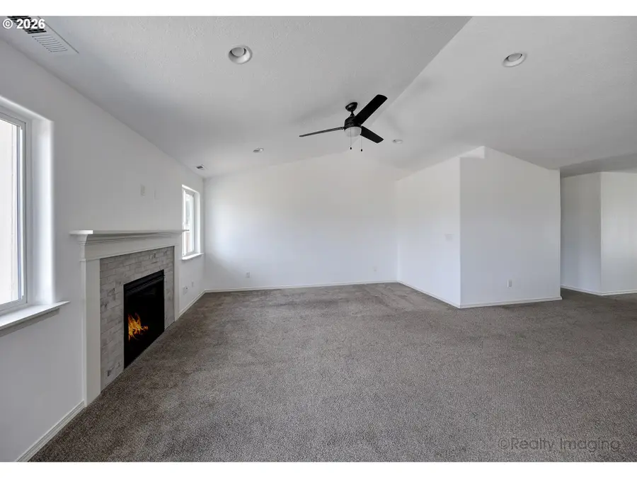 1219 Chukar St, Stayton, OR 97383 - #3