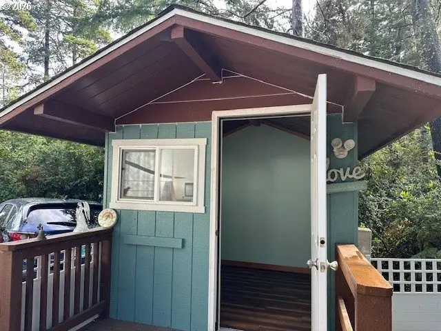 71 Castaway, Florence, OR 97439 - #2