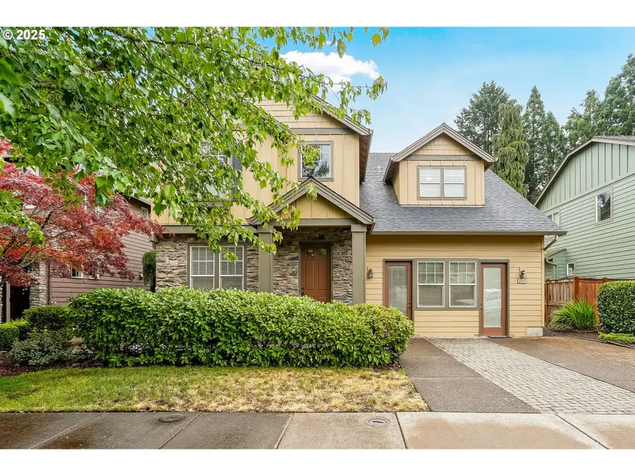 885 North Pointe Dr, Albany, OR 97321 - Image #2