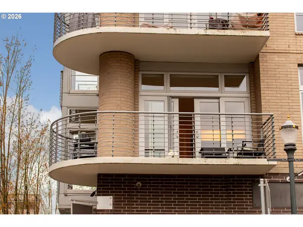 1133 NW 11th Ave #217, Portland, OR 97209