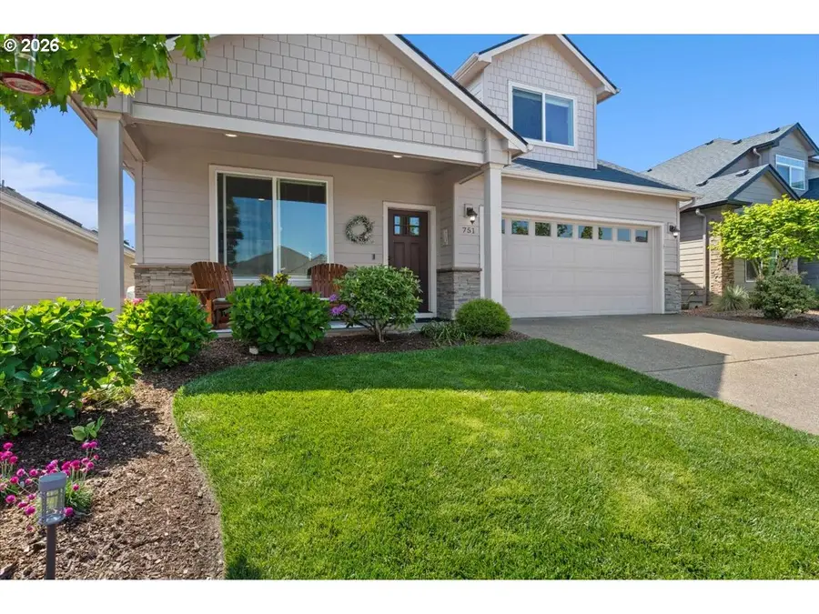 751 SE Glendover Ln, Dallas, OR 97338 - #2