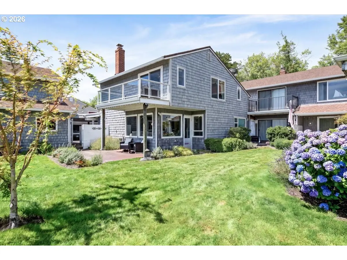 520 N Hayden Bay Dr, Portland, OR 97217 - #1