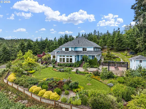 34394 Deerwood Dr, Eugene, OR 97405
