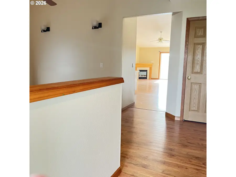 51672 SE 3rd St, Scappoose, OR 97056 - #3