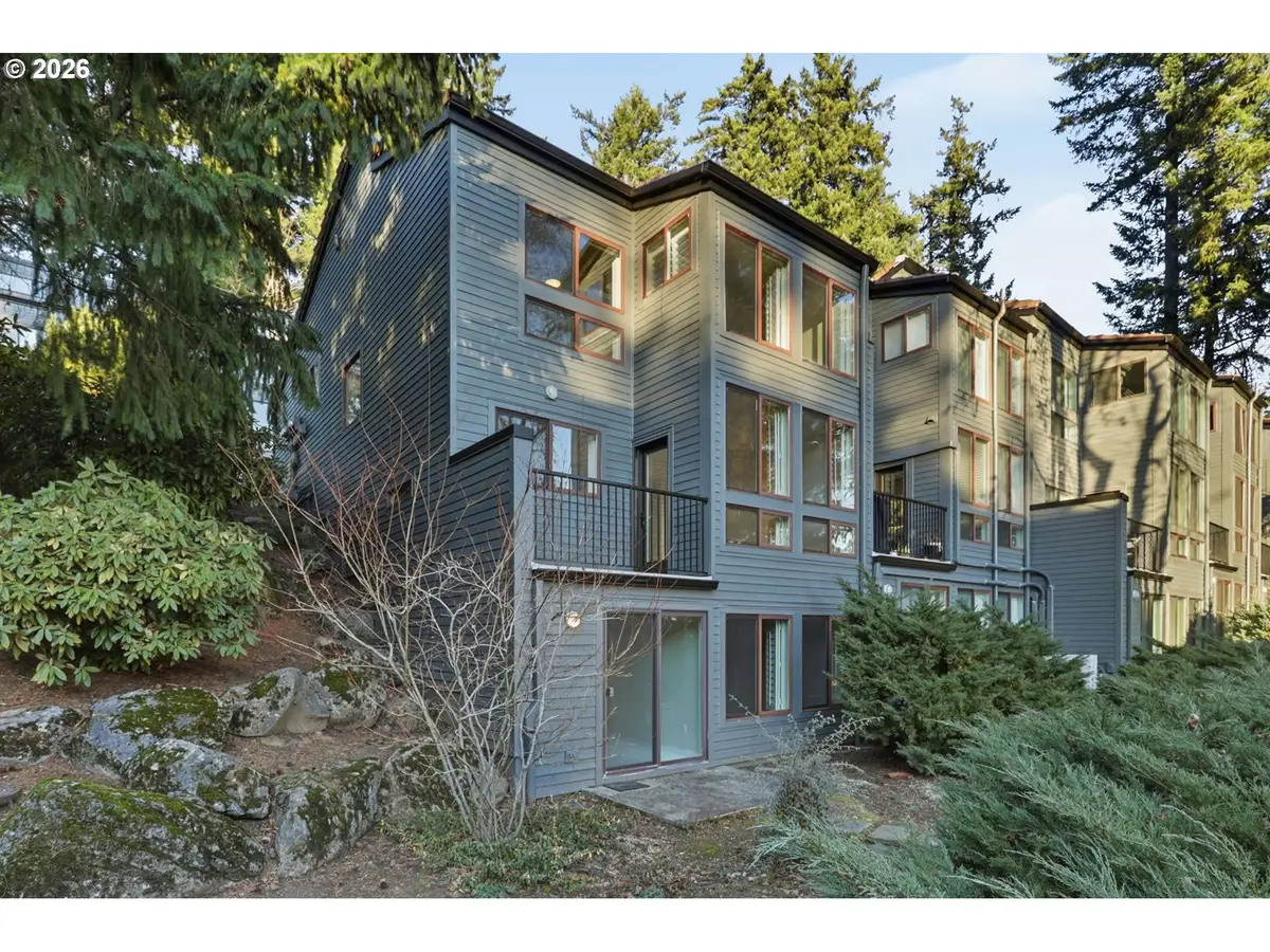 4466 Thunder Vista Ln, Lake Oswego, OR 97035 - Image #1