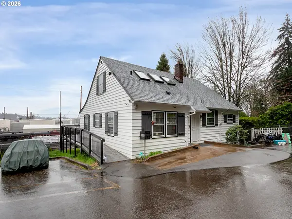 5135 NW Saint Helens Rd, Portland, OR 97210