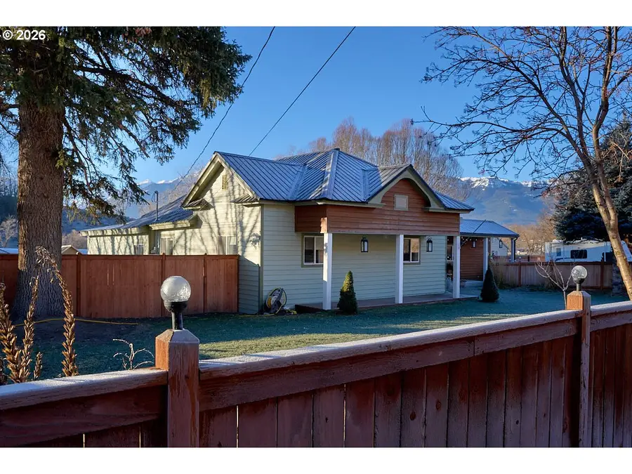 800 E Joseph Hwy, Enterprise, OR 97828 - Image #2