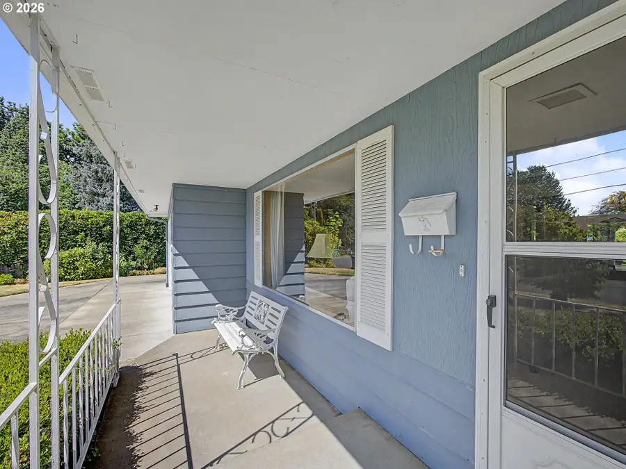 250 SE Juniper Ave, Gresham, OR 97080 - #2