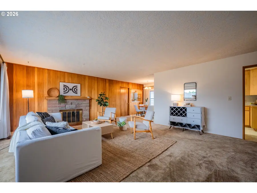 617 Elm St, Goldendale, WA 98620 - #3