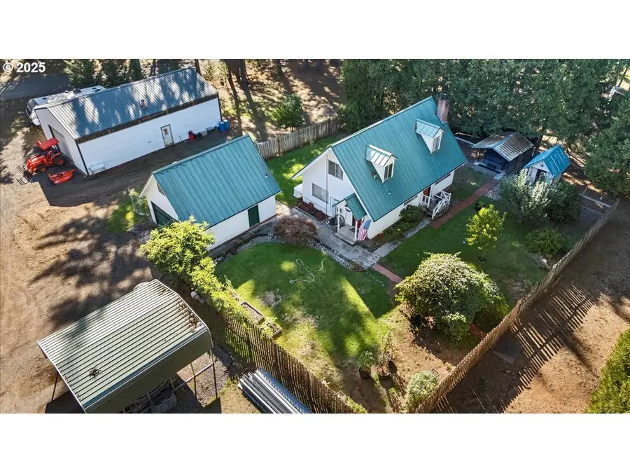 800 Byron Creek Rd, Winston, OR 97496 - Image #3