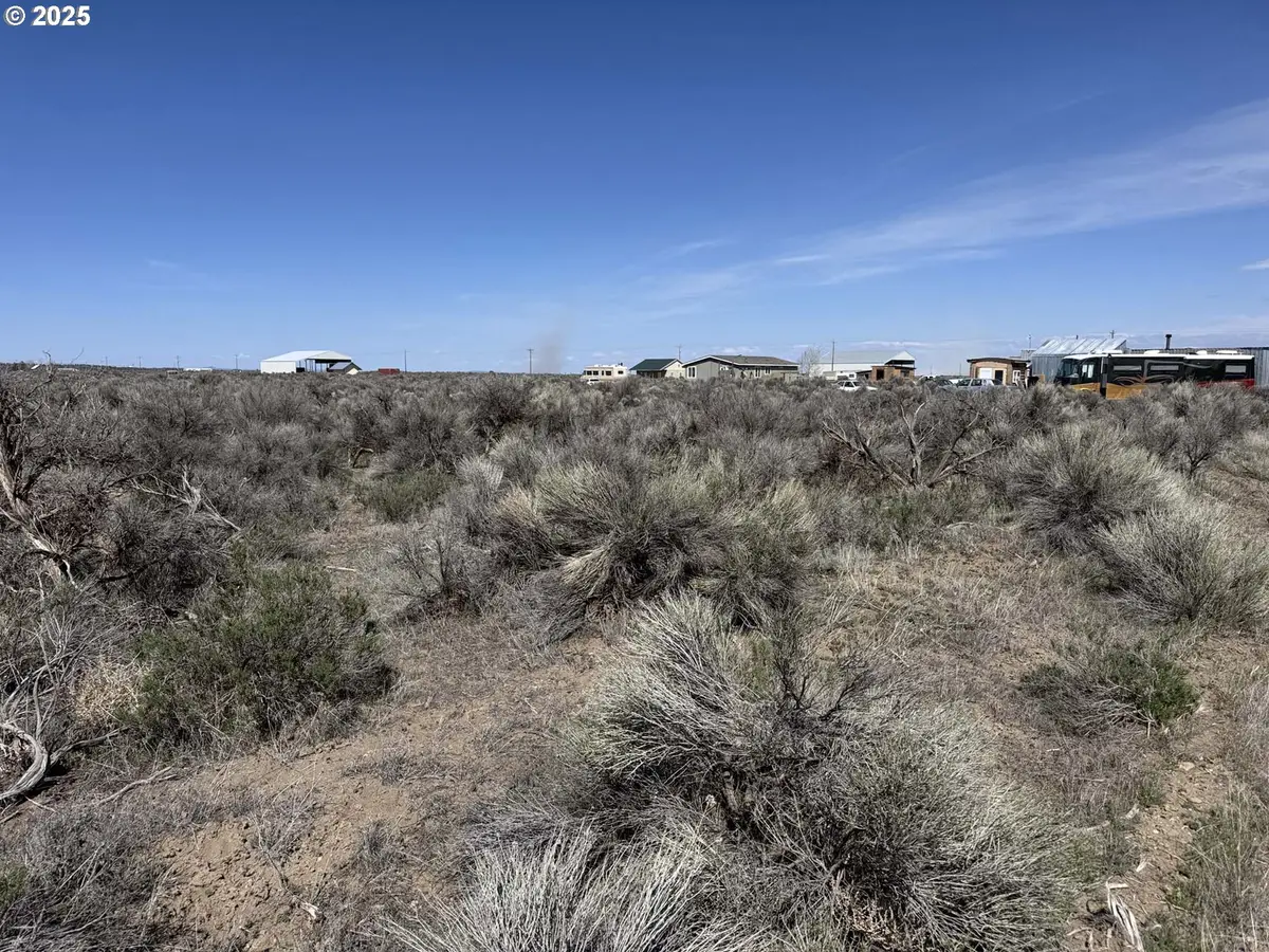 Glitter Lane #4700, Silver Lake Fort Rock, OR 97641 - Image #1